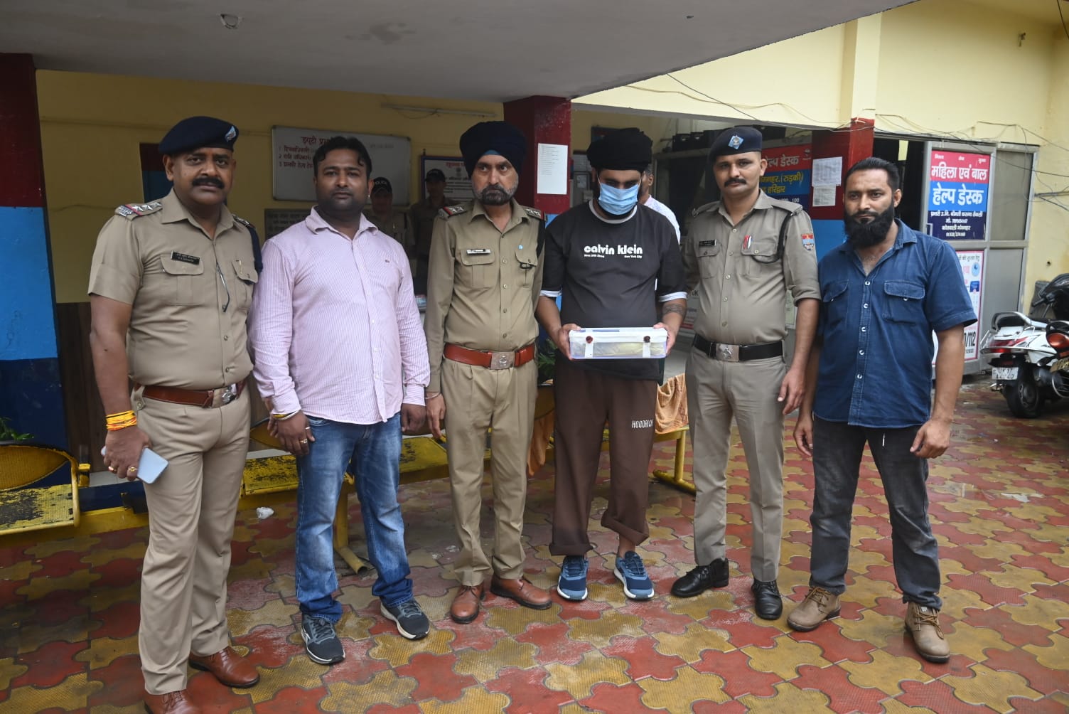 हरिद्वार पुलिस ने एक और बड़ी कामयाबी हासिल करते हुए करोड़ों रुपये की हेरोइन के साथ पंजाब के एक तस्कर को किया गिरफ्तार ,,,