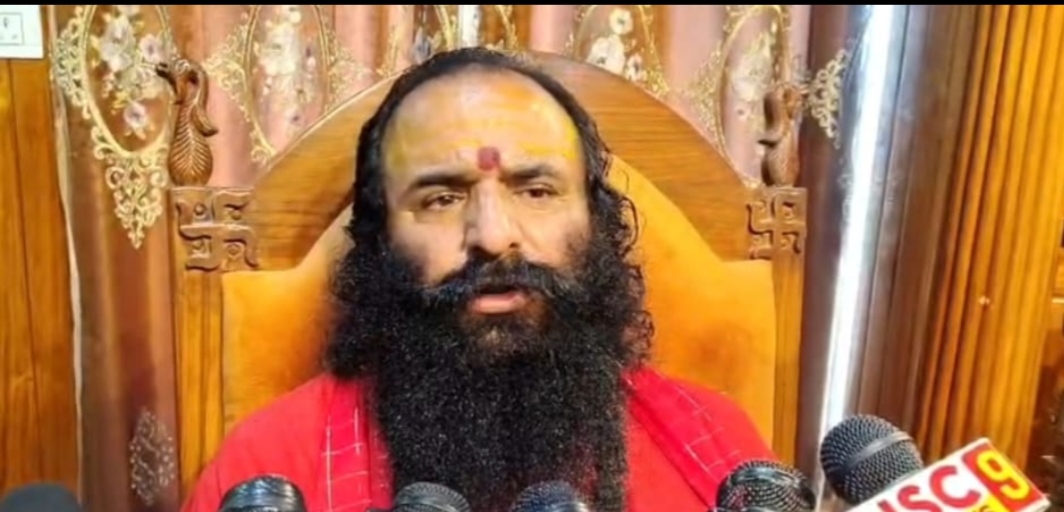 अखिल भारतीय अखाड़ा परिषद और मनसा देवी मंदिर ट्रस्ट के अध्यक्ष श्रीमहंत डॉ. रविंद्रपुरी महाराज ने दावा किया है कि उनके खिलाफ रची जा रही हत्या की साजिश,,,