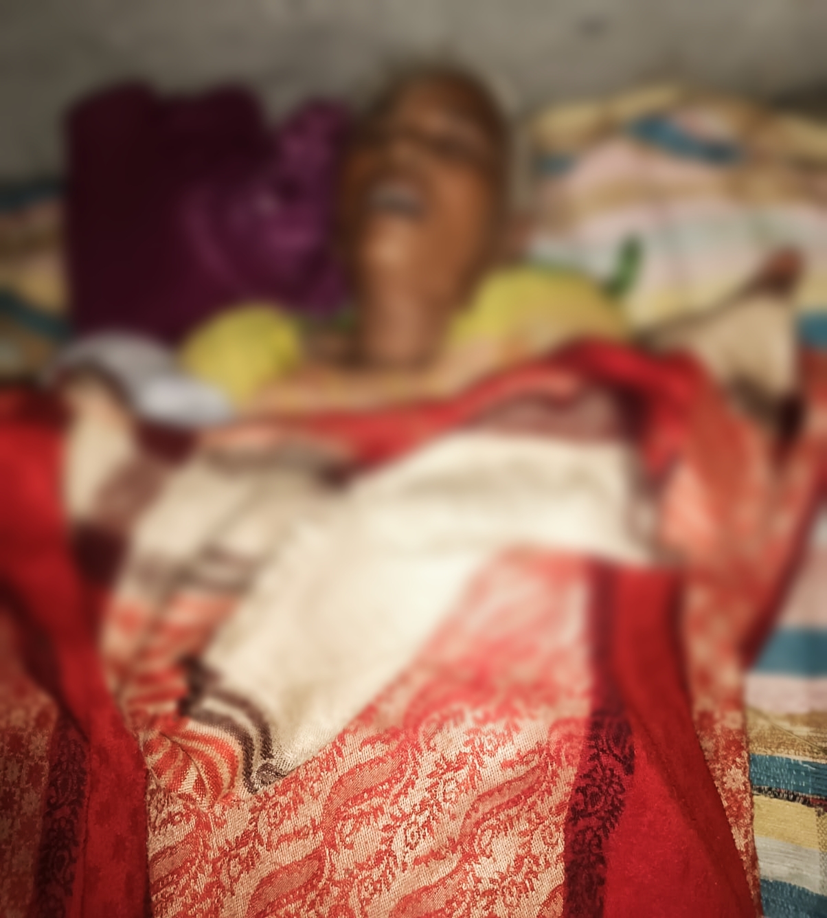 घर में झाड़ू लगाते समय अचानक सांप ने 65 वर्षीय फूलमती को डस लिया। सांप के डसते ही महिला की हुई मौत,,,