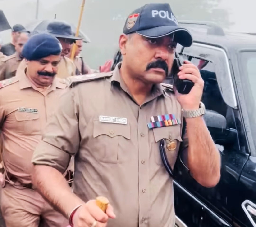 जिलाधिकारी हरिद्वार मयूर दीक्षित और एसएसपी नवनीत सिंह भुल्लर के निर्देश पर प्रशासन-पुलिस का पूरा अमला जीरो ग्राउंड पर मुस्तैद ,,,