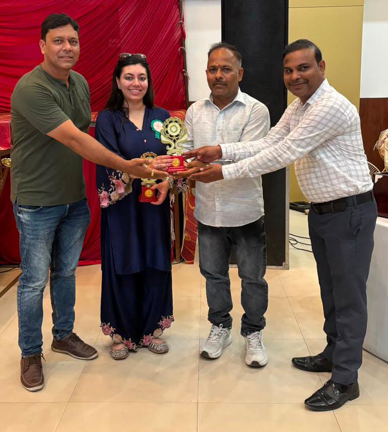 स्वतंत्रता दिवस के अवसर पर मीडिया फेडरेशन ऑफ इंडिया हरिद्वार इकाई उत्तराखंड की ओर से गोल्डन ट्री वेंकट हॉल में भव्य कार्यक्रम किया आयोजित,,,