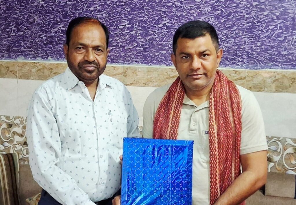 रामपुर के नामित सभासदों का हुआ सम्मान,दोनों सभासदों ने विकास कार्यों के प्रति दोहराई अपनी वचनबद्धता,,,