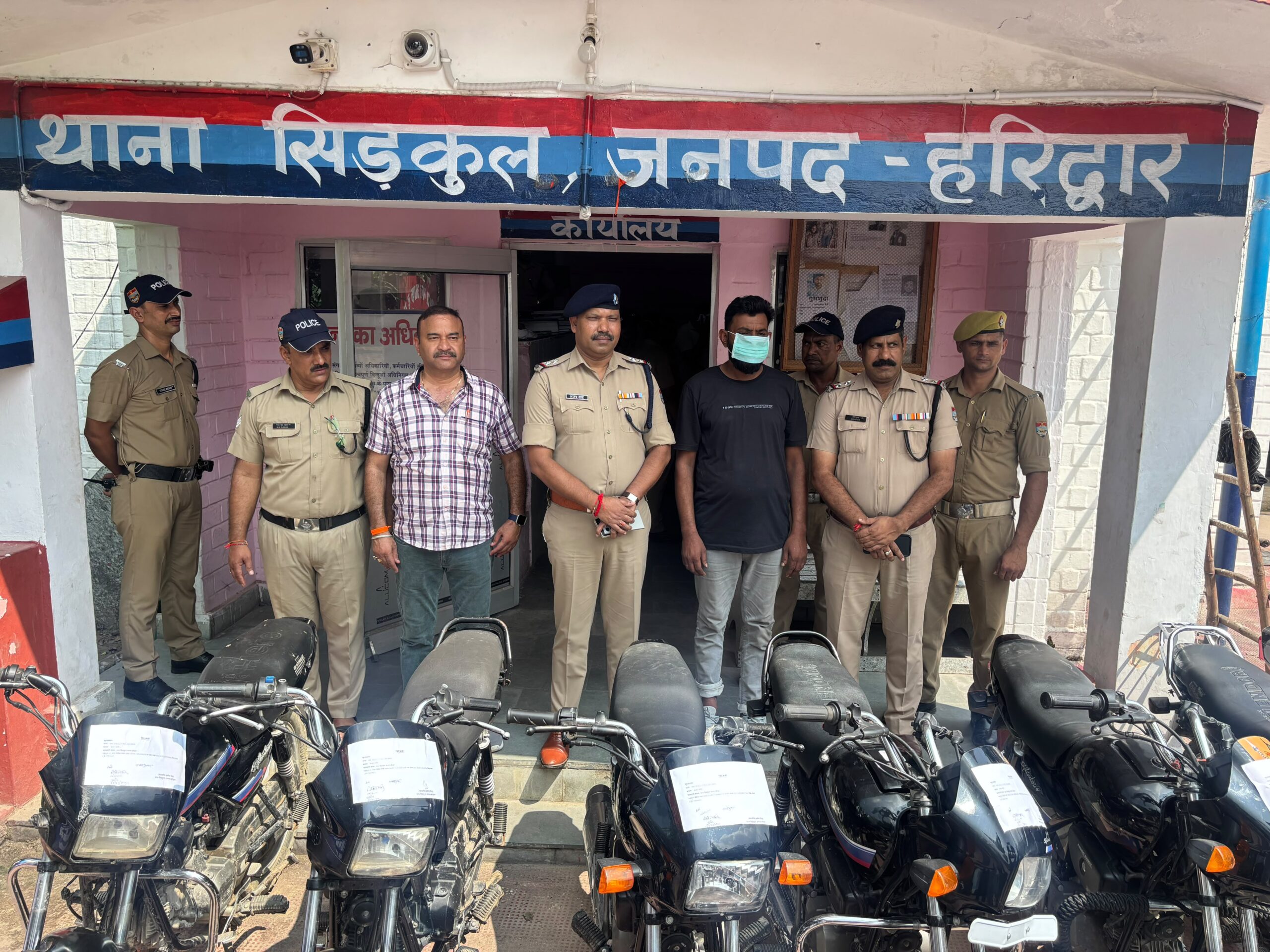 सिडकुल क्षेत्र में वाहन चोरी की वारदातों से पुलिस के लिए सिरदर्द बने शातिर चोर के मंसूबों पर आखिरकार पुलिस ने फेरा पानी ,,,