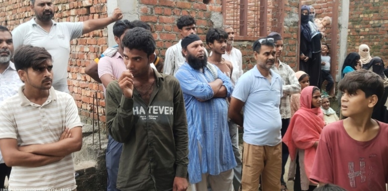 विवाहिता ने संदिग्ध परिस्थितियों में फांसी लगाकर की आत्महत्या ,,,