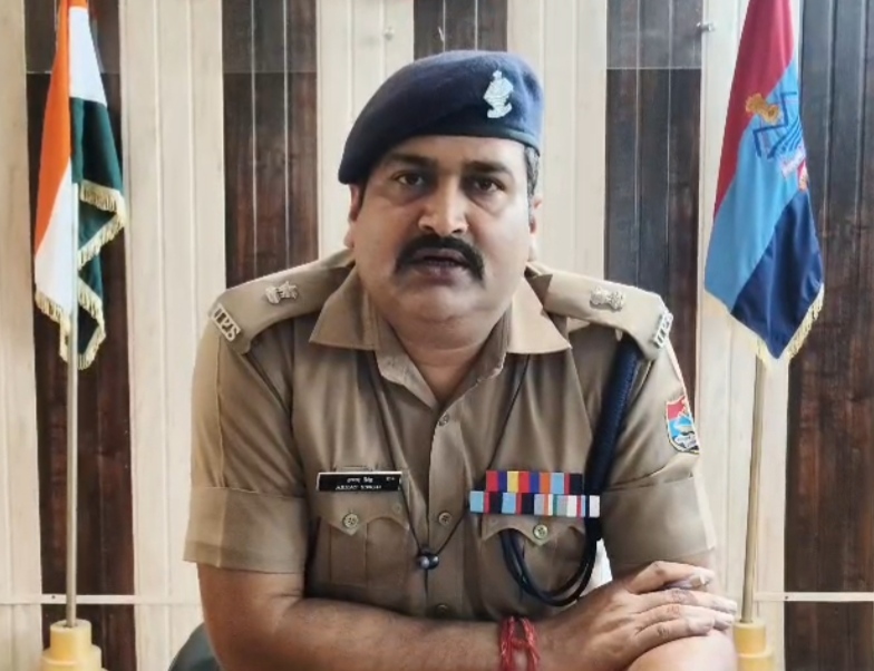पथरी थाना क्षेत्र में लूट की एक वारदात का पुलिस ने  पांच घंटे में किया खुलासा, तीन आरोपी गिरफ्तार,,,